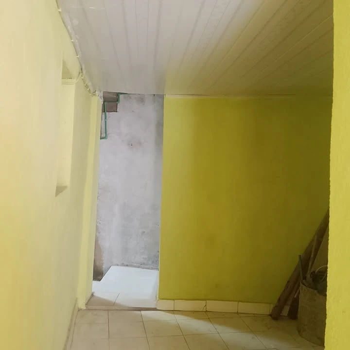 houseImage