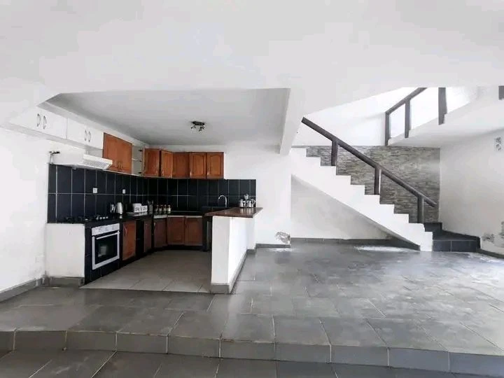 houseImage