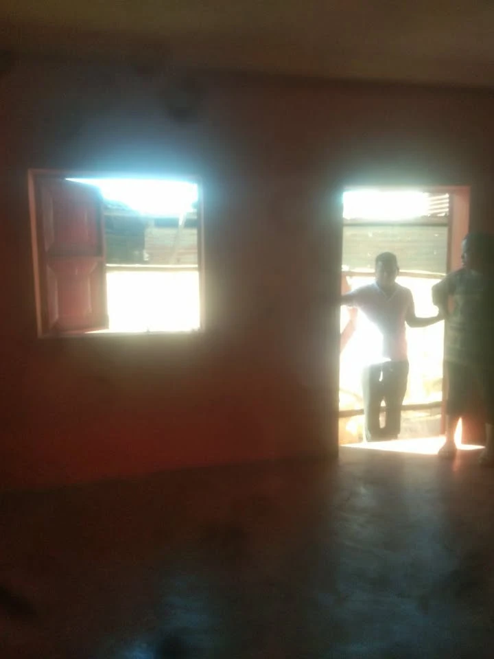 houseImage