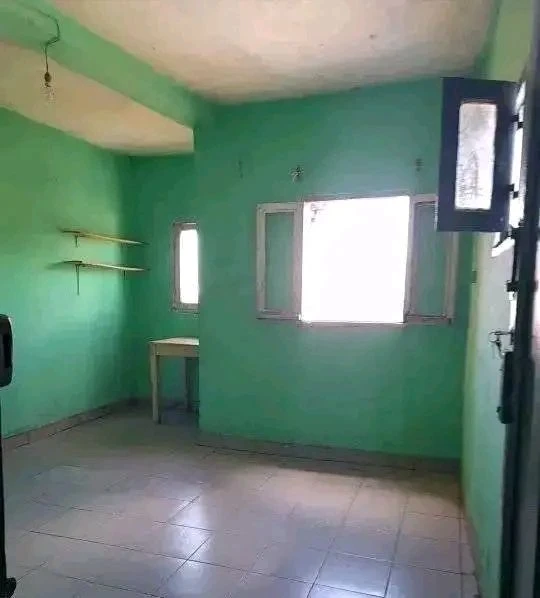 houseImage