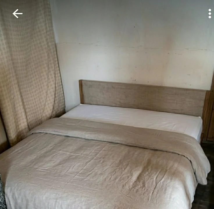 houseImage
